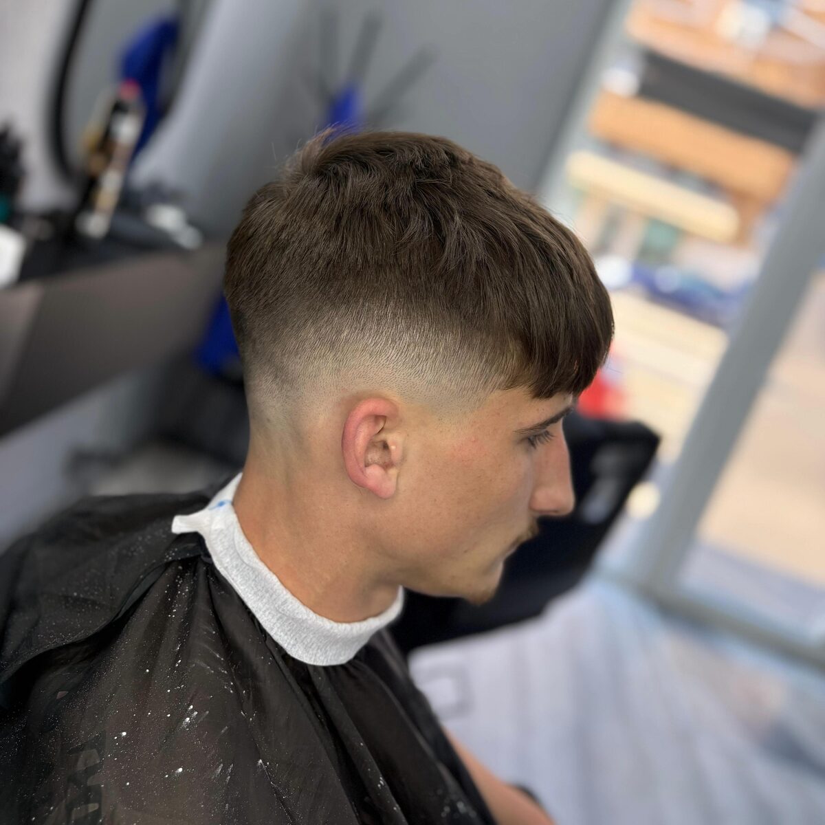 Čist fade šišanje